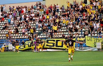 FC BRAȘOV - SR BRAȘOV 0-1. Tibi Ghioane, după calificarea în Cupă cu golul senzațional al portarului: „La noi, publicul e primul jucător, nu al 12-lea!”