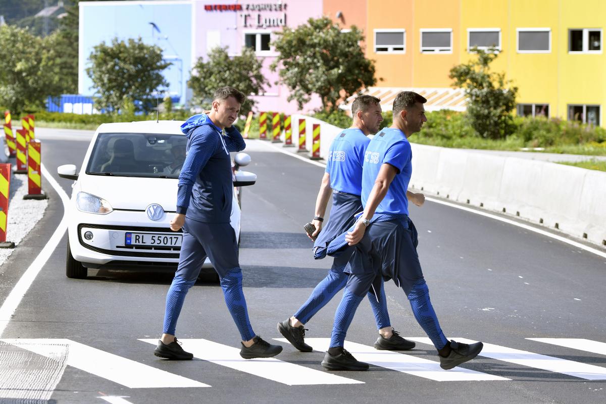 EXCLUSIV FOTO&VIDEO. Reporterii GSP au însoțit FCSB la o plimbare printre fiordurile spectaculoase ale Norvegiei » Imagini filmate din dronă