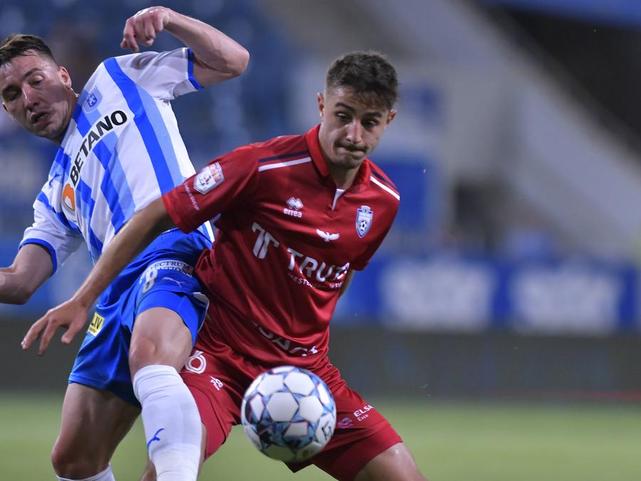 Robert Dican // FOTO: Imago Fundașul dorit de FCSB, blocat de club: „Nu-l dau acum”