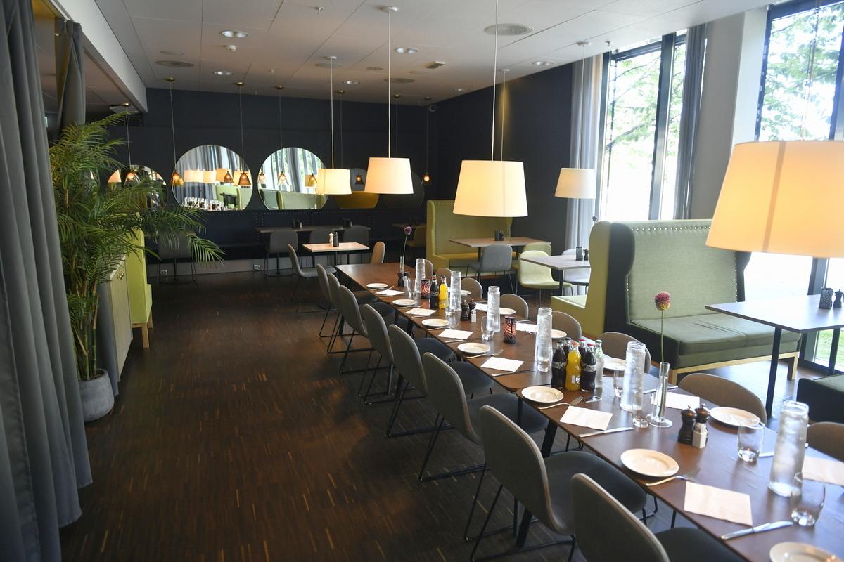 Viața românilor în Norvegia: salarii, taxe » Ștefania lucrează la hotelul unde s-a cazat FCSB: „Suntem foarte apreciați aici”