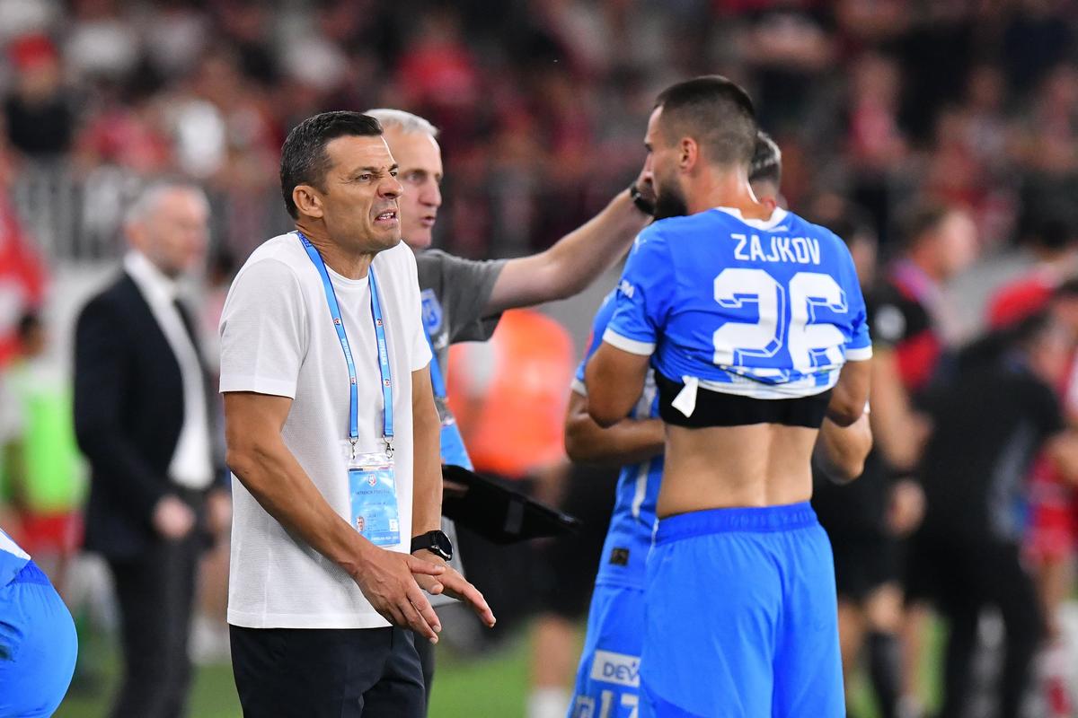 „N-am văzut în viața mea așa ceva, nu uit!” » Mitriță s-a luat de Dinamo, înaintea meciului de la Craiova