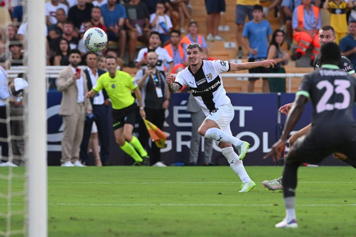 Valentin Mihăilă, ratare uluitoare în Parma - AC Milan! A fost taxat de italieni: „Este hipnotizat”