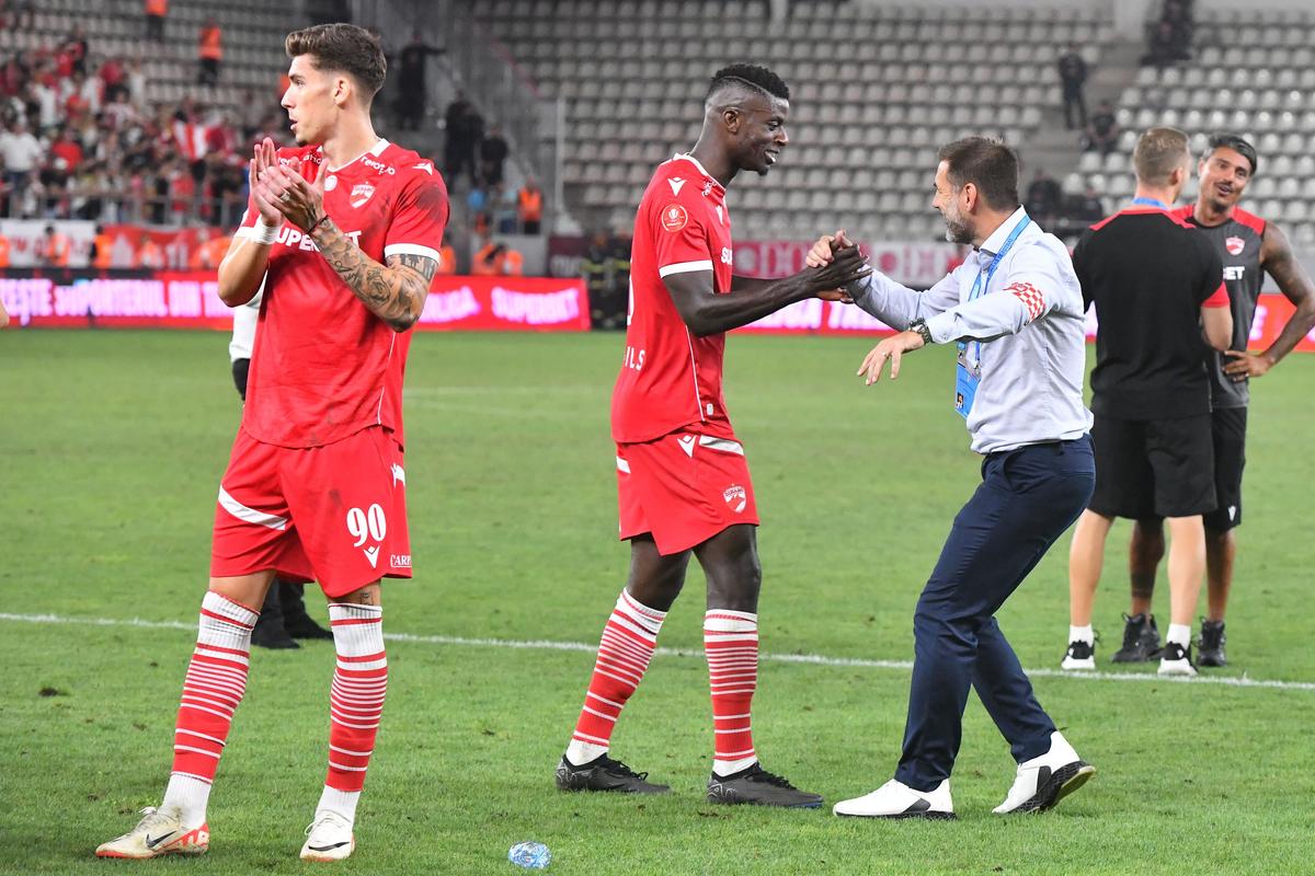 „N-am văzut în viața mea așa ceva, nu uit!” » Mitriță s-a luat de Dinamo, înaintea meciului de la Craiova