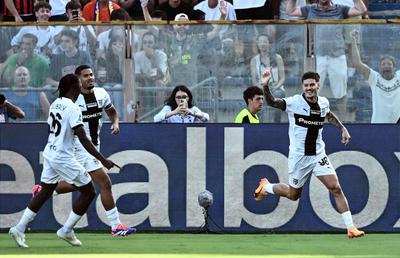 Victorie IMENSĂ pentru Parma în fața Milanului! » Dennis Man, gol și evoluție entuziasmantă