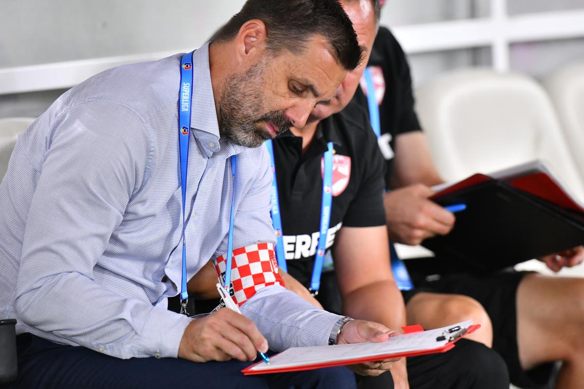 Andrei Nicolescu, extrem de fericit după victoria cu U Craiova: „Bravo, bravo! Kopic le-a predat o lecție tactică”