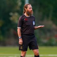 Alexandru Tudor, fostul mare arbitru internațional. Foto: Facebook/ @Academia Germană de Fotbal