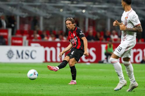 Luka Modric, debut de uitat la AC Milan, contra lui Cremonese / Foto: Imago