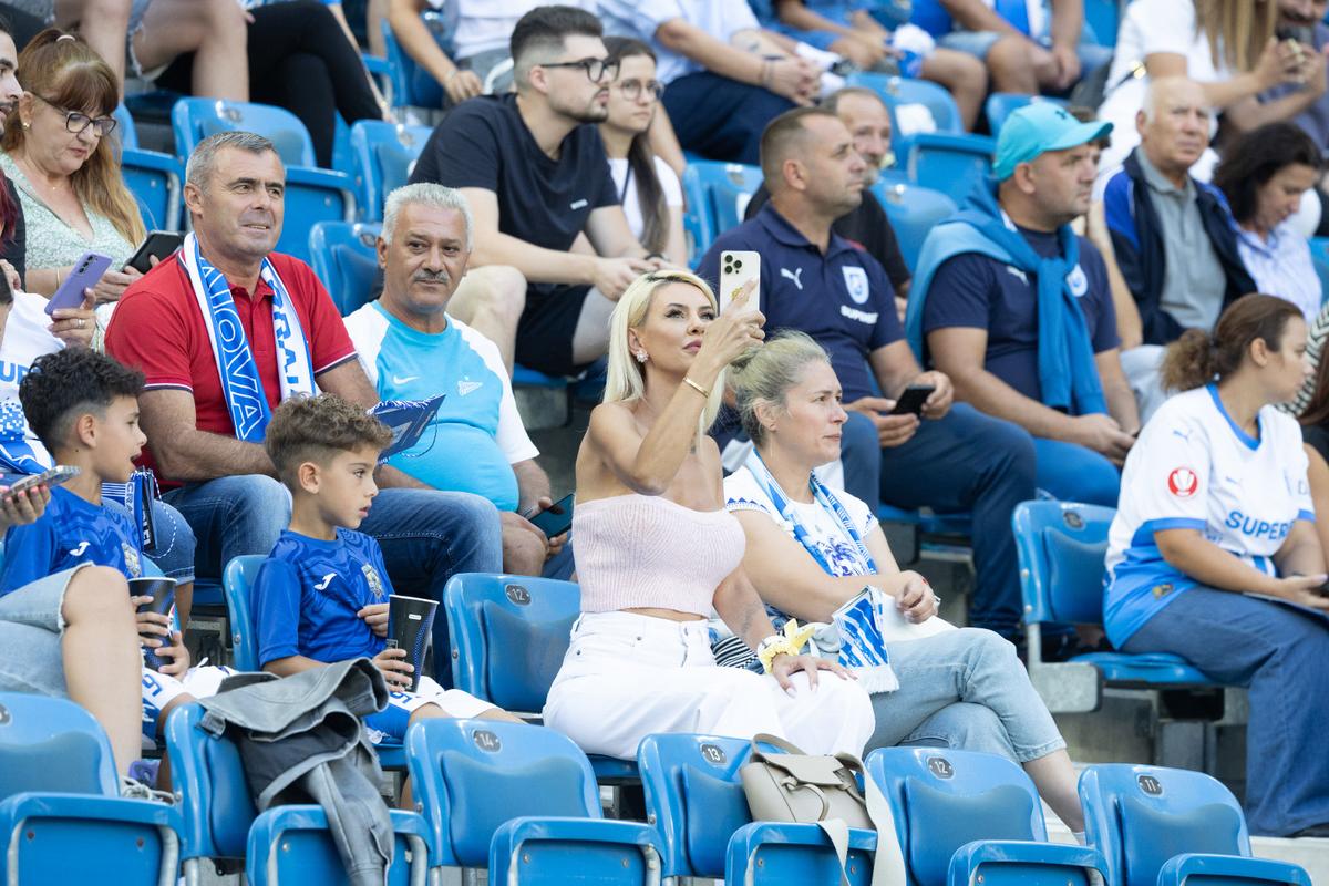 Dimineață și-a văzut fiul campion în București, iar seara a fost pe „Oblemenco” la Craiova - Petrolul