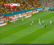 Fază controversată în FCSB - Argeș: Ngezana, iertat de eliminare? » „Foarfecă” direct în capul unui adversar, care a fost schimbat înainte de pauză