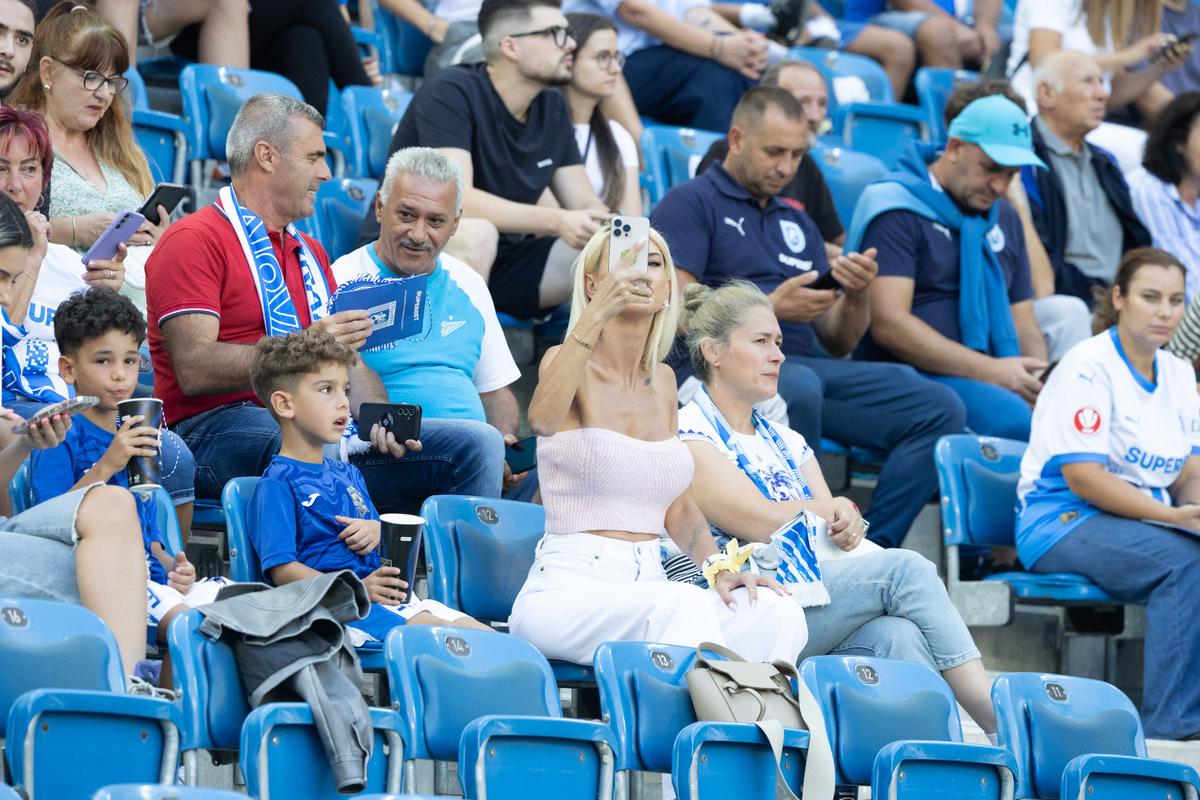 Dimineață și-a văzut fiul campion în București, iar seara a fost pe „Oblemenco” la Craiova - Petrolul