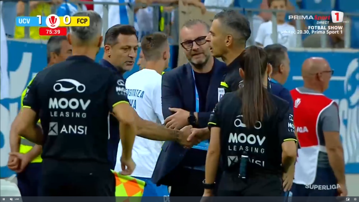 Mirel Rădoi, criză de nervi în Craiova - Petrolul » Momente uluitoare: a dat cu pumnii în banca de rezerve
