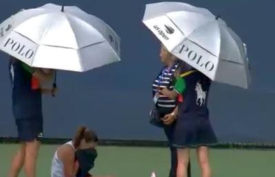 Abandon la US Open după doar 24 de minute » Și-a acoperit fața cu prosop și a izbucnit în plâns