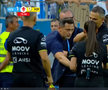 Mirel Rădoi, criză de nervi în Craiova - Petrolul » Momente uluitoare: a dat cu pumnii în banca de rezerve