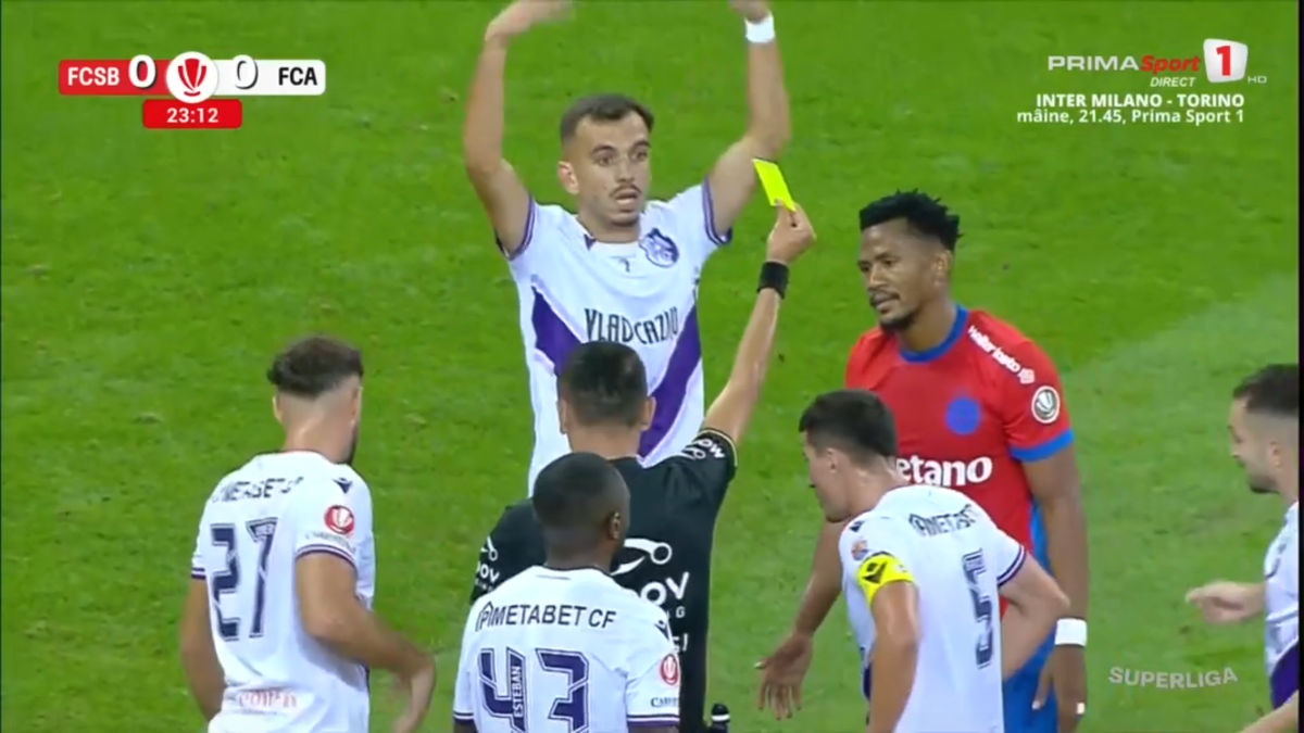 Siyabonga Ngezana l-a lovit cu tibia în cap pe Mario Tudose