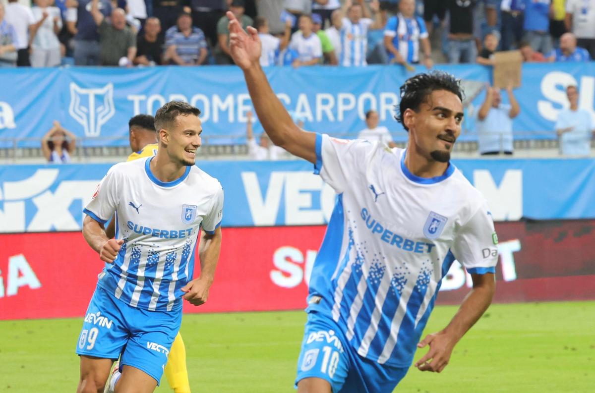 Momente ciudate la Universitatea Craiova - Petrolul: „Nu putem face un efort? Nu mai veniți în portocaliu, nu mai folosiți vuvuzele!”
