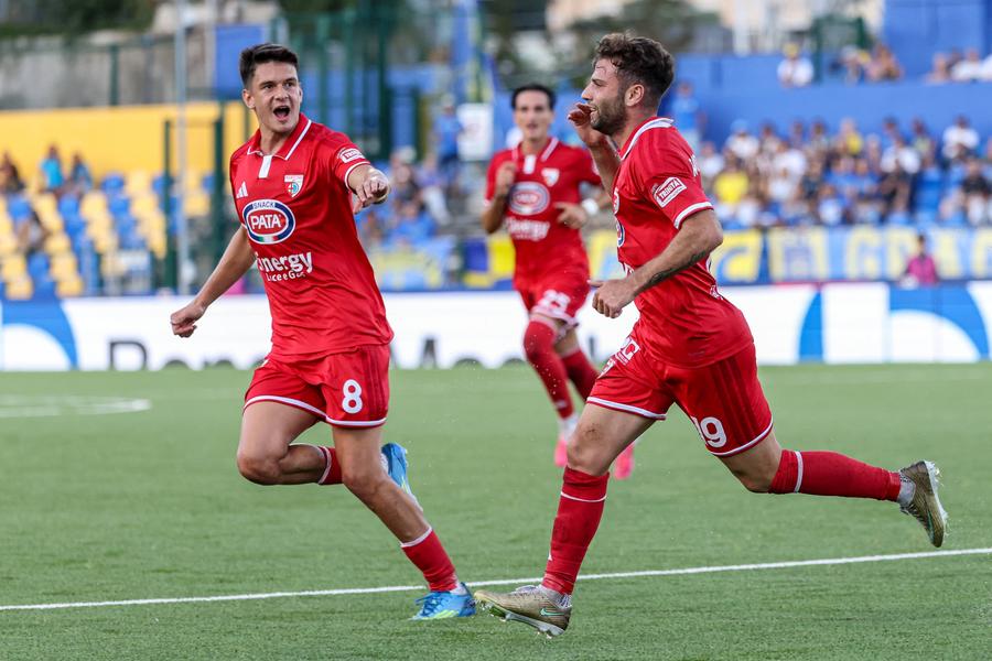 Rareș Ilie, primul gol pentru Mantova // foto: imago images Rareș Ilie, primul gol pentru noua echipă » Debut cu victorie în Serie B