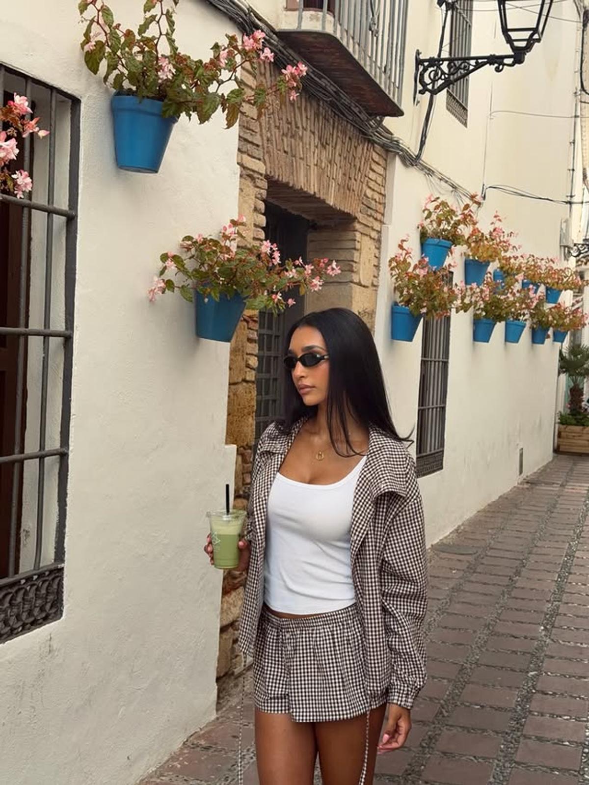 Cristi Chivu are o nouă susținătoare înfocată » Nu se oprește din postat fotografii: „Milano, suntem pregătiți!”