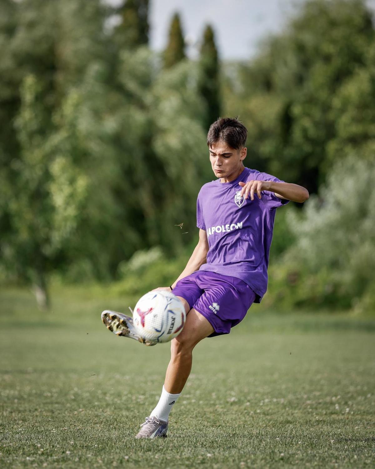 Ianis Doană, primele poze ca fotbalist