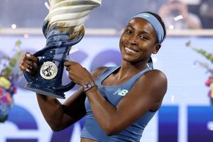 Coco Gauff a triumfat fără emoții la Cincinnati și a intrat într-un club select