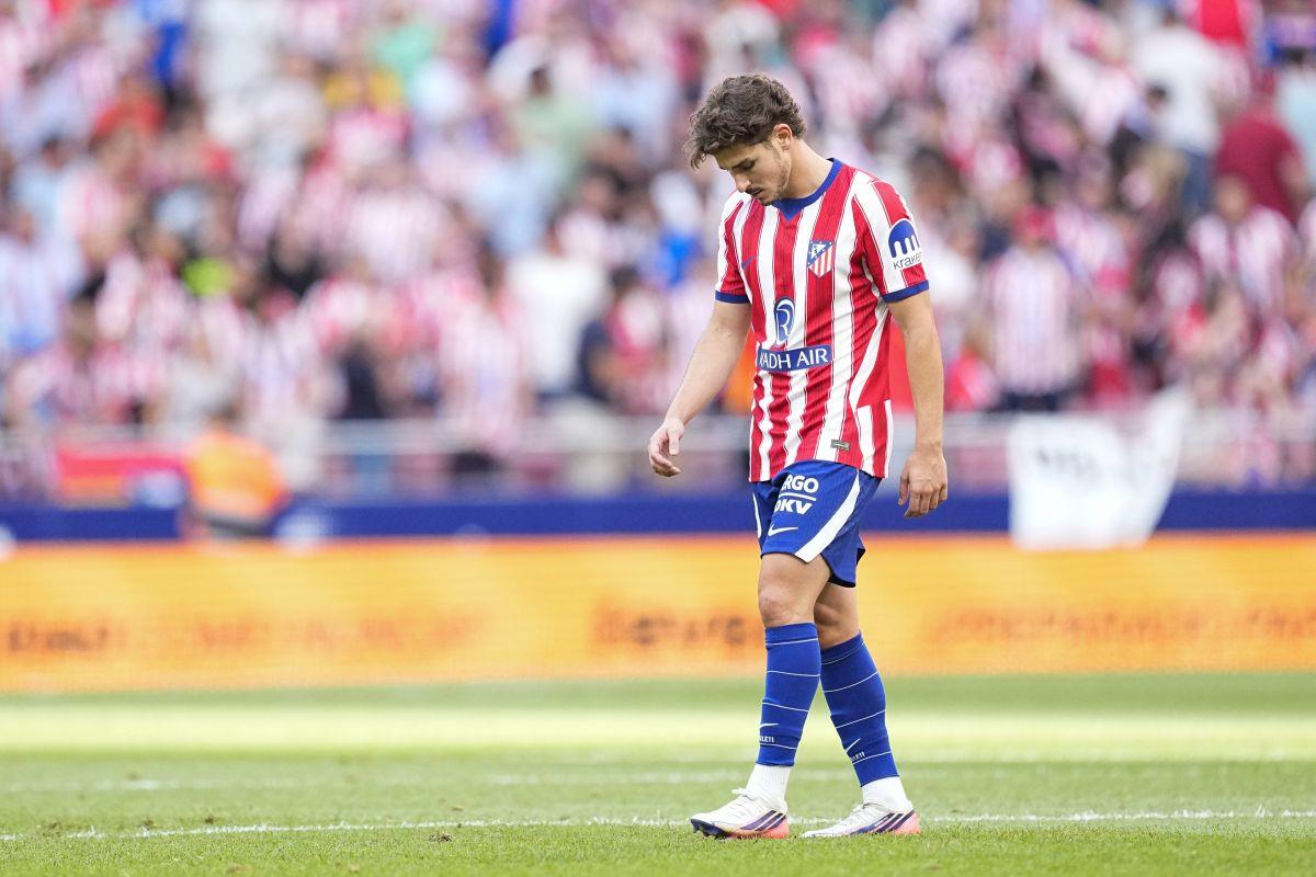 Diego Simeone intervine în scandalul dintre Atletico Madrid și Julian Alvarez: „Clubul a decis să nu se apropie de fani”