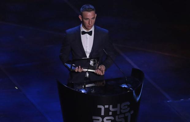 PREMIILE FIFA // VIDEO Povestea tânărului născut la Oradea care a marcat golul anului » Daniel Zsori: „Dacă ar fi să aleg între Ungaria și România, nu voi ezita. Voi alege Ungaria”