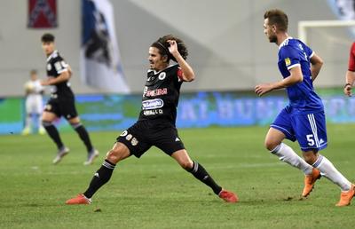 U CRAIOVA - U CLUJ 2-3 // George Florescu a criticat gazonul de pe „Ion Oblemenco”: „Ne intra piciorul până la gleznă în nisip” » Ce spune despre calificare