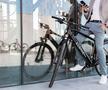 Bicicletele electrice nu sunt viitorul. Ele sunt prezentul! Tot ce trebuie să știi despre cea mai eficientă soluție pentru evitarea traficului