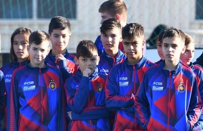 Probleme la Academia FCSB! Juniorii lui Gigi Becali, interziși după cazurile de COVID-19 de la echipa mare