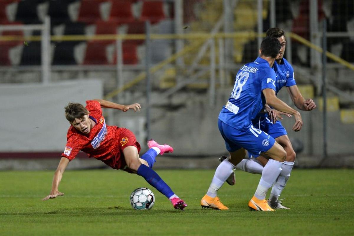 FCSB - SLOVAN LIBEREC 0-2. Seară de coșmar pentru echipa lui Gigi Becali » Două premiere negative la înfrângerea cu Slovan Liberec