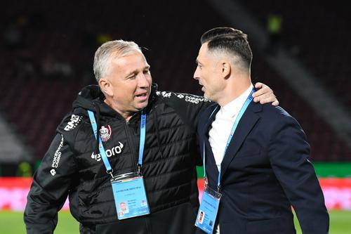 Dan Petrescu și Mirel Rădoi
Foto: Imago