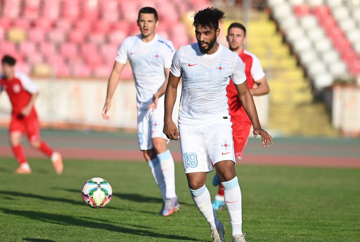 „Te chinuie Neubert?” » Cum a răspuns Omrani și meciul la care va debuta pentru FCSB