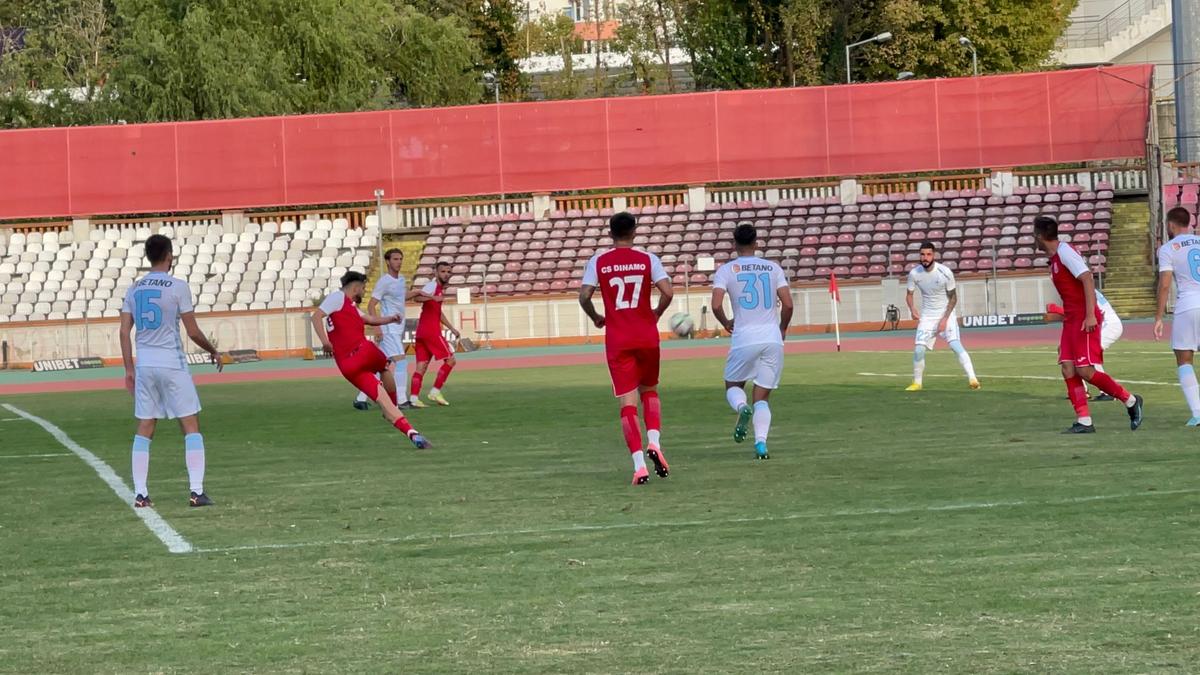 CS Dinamo - FCSB 2 » Vlad Nedelea & facebook.com/FCSBOfficial