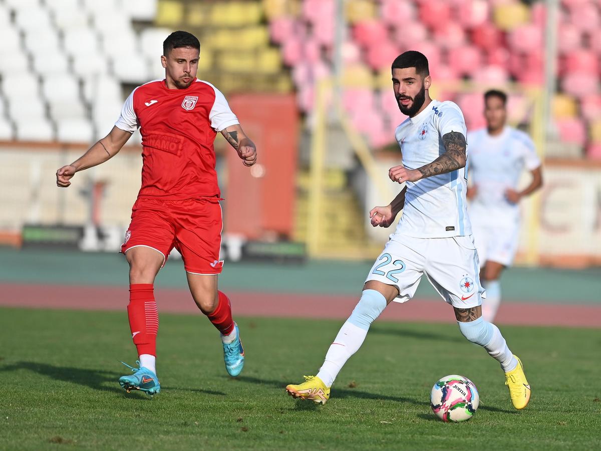 CS Dinamo - FCSB 2 » Vlad Nedelea & facebook.com/FCSBOfficial
