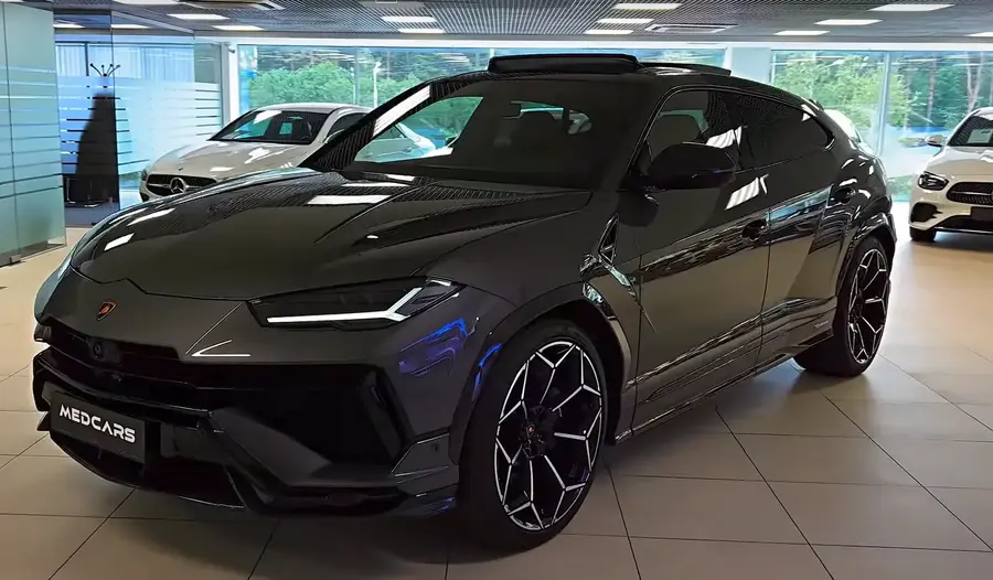 Lamborghini Urus Titularul naționalei Angliei, urmărit de poliție în trafic » Era să provoace un accident cu bolidul de 220.000 de euro