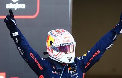 Max Verstappen și-a arătat din nou clasa: victorie fără nicio emoție în MP al Japoniei! Red Bull, campioană pentru a 6-a oară în F1