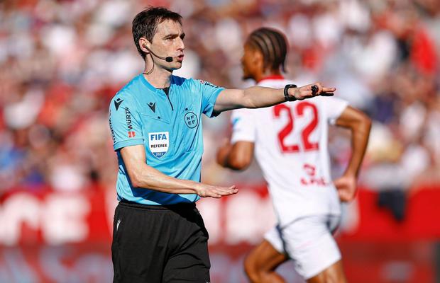 Arbitru de top la FCSB - RFS