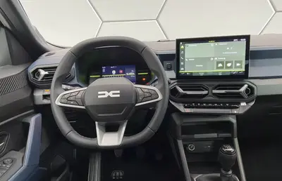 Nemții au reinventat modelul Dacia » Schimbări impresionante: cum arată acum mașina tunată