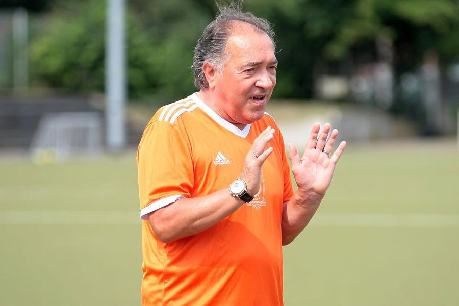 Marcel Răducanu a jucat în cariera sa la Steaua, Borussia Dortmund și FC Zurich, iar la naționala României a bifat 21 de selecții și 3 goluri în perioada 1976–1981 Marcel Răducanu, după ce lui Harry Kane i-a fost decernat Balonul de Aur: „Nu putem să-l comparăm cu Yamal, dar...”