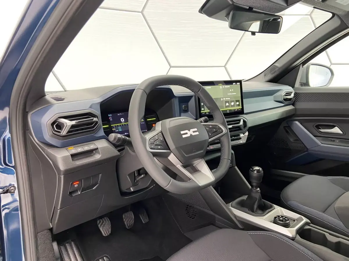 Nemții au reinventat modelul Dacia » Schimbări impresionante: cum arată acum mașina tunată