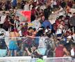 Conflictele dintre suporterii echipei Lanus și poliția braziliană au umbrit complet meciul din Copa Sudamericana împotriva echipei Fluminense, scor 1-1. // foto: X