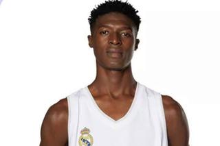 Real Madrid a prezentat un copil-minune de 11 ani, dar înfățișarea lui stârnește controverse: „Are 11 ani… de când a plecat din Mali!”