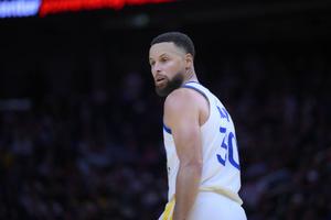 Uimitor! Cel mai bun aruncător de la distanță din istoria NBA are o afecțiune oftalmologică rară
