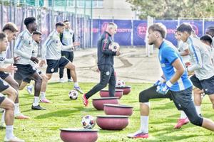 „Îi sparg!” » Reghecampf s-a ținut de cuvânt din prima zi la FCSB
