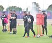 Laurențiu Reghecampf, alături de Viorel Dinu la primul antrenament de la FCSB / Foto: Cristi Preda (GSP)