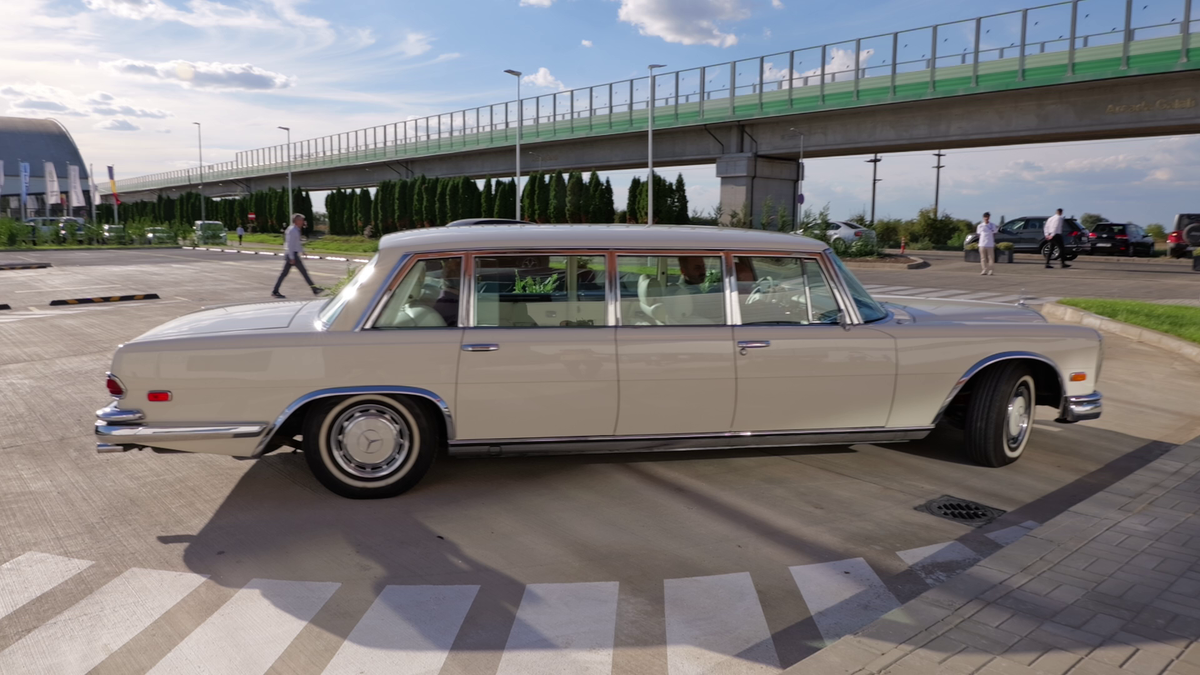 Ion Țiriac a scos «bestia» din colecție! Cum arată limuzina din 1968 pe care au avut-o John Lennon, Coco Chanel, Ceaușescu și Saddam Hussein