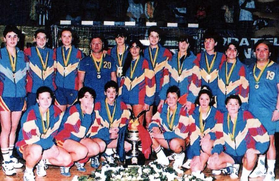 Acum 31 de ani, în Brazilia, naționala sub 20 de ani a României câștiga titlul mondial, sub comanda lui Constantin Cojocaru A murit creatorul „celei mai bune generații din istoria handbalului românesc feminin” » Steluța Luca, emoționată: „Mai mult decât un superantrenor”