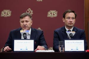 Scandal la adversarii din 2 octombrie!  » Secretarul general al Federației l-a filmat pe președintele beat