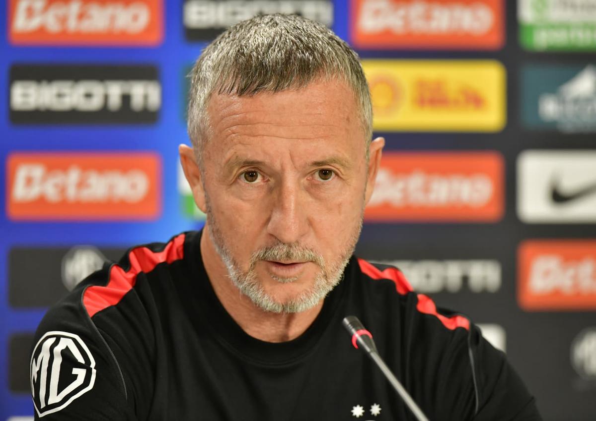 Prezentarea lui Laurențiu Reghecampf la FCSB/ Foto: Cristi Preda (GSP)