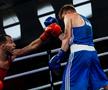 Radoslav Rosenov (roșu) - Andrei Gavae (albastru), optimile de finală ale categoriei 60 kg, Campionatele Europene de Box - Sofia 2026. Foto: Sportal.bg