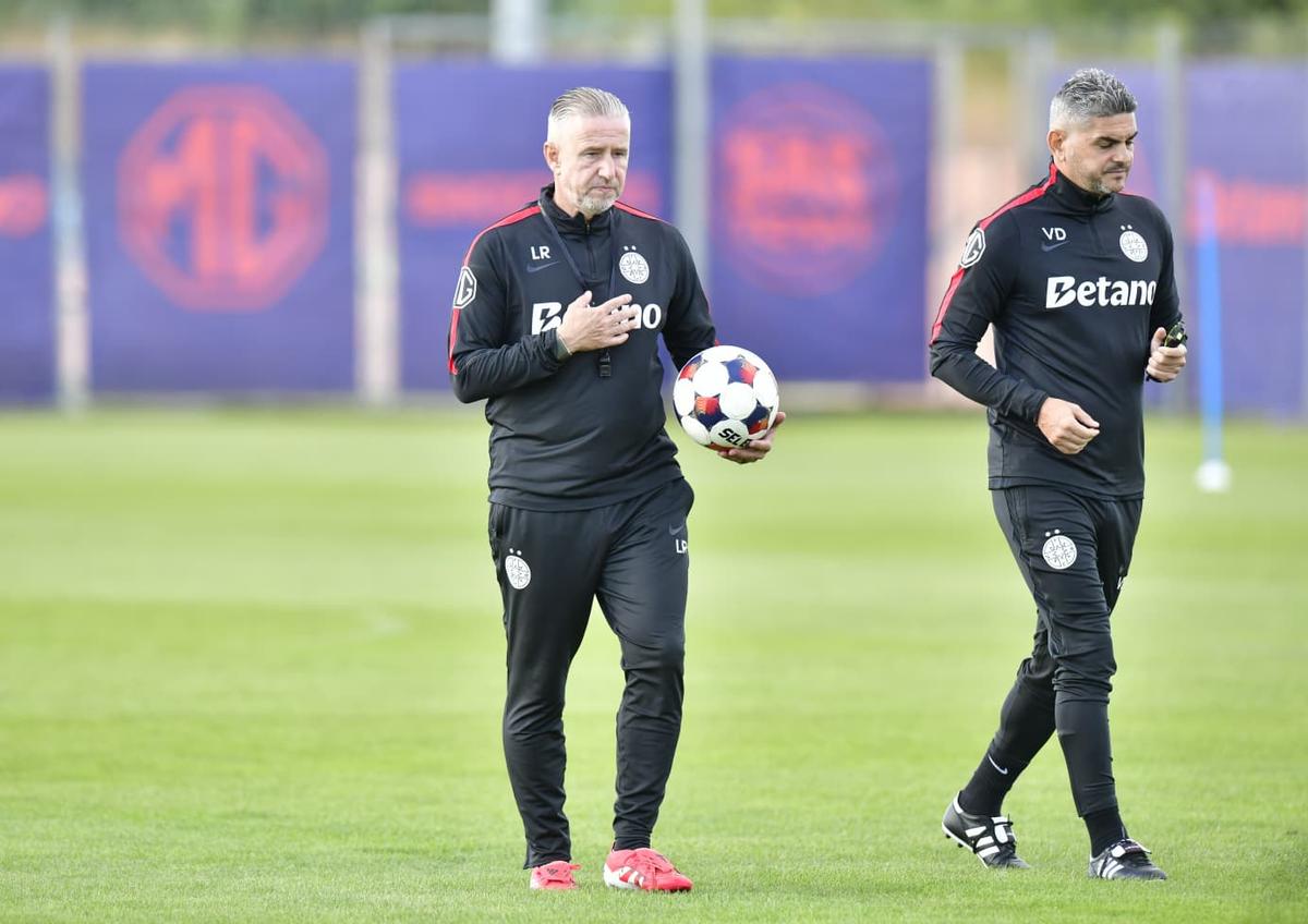 Primul antrenament al lui Laurențiu Reghecampf la FCSB / Foto: Cristi Preda (GSP)